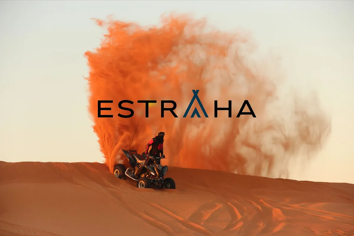 Estraha app banner